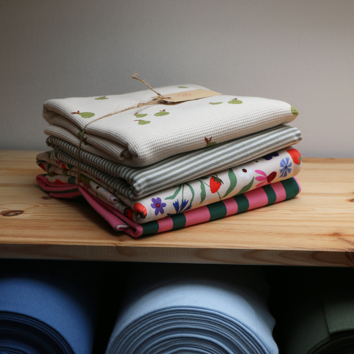 Paket 28 Stretchiga Tyger - Total längd: 2 m