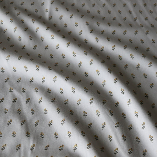 Vävd Gulmåra 'Creme'