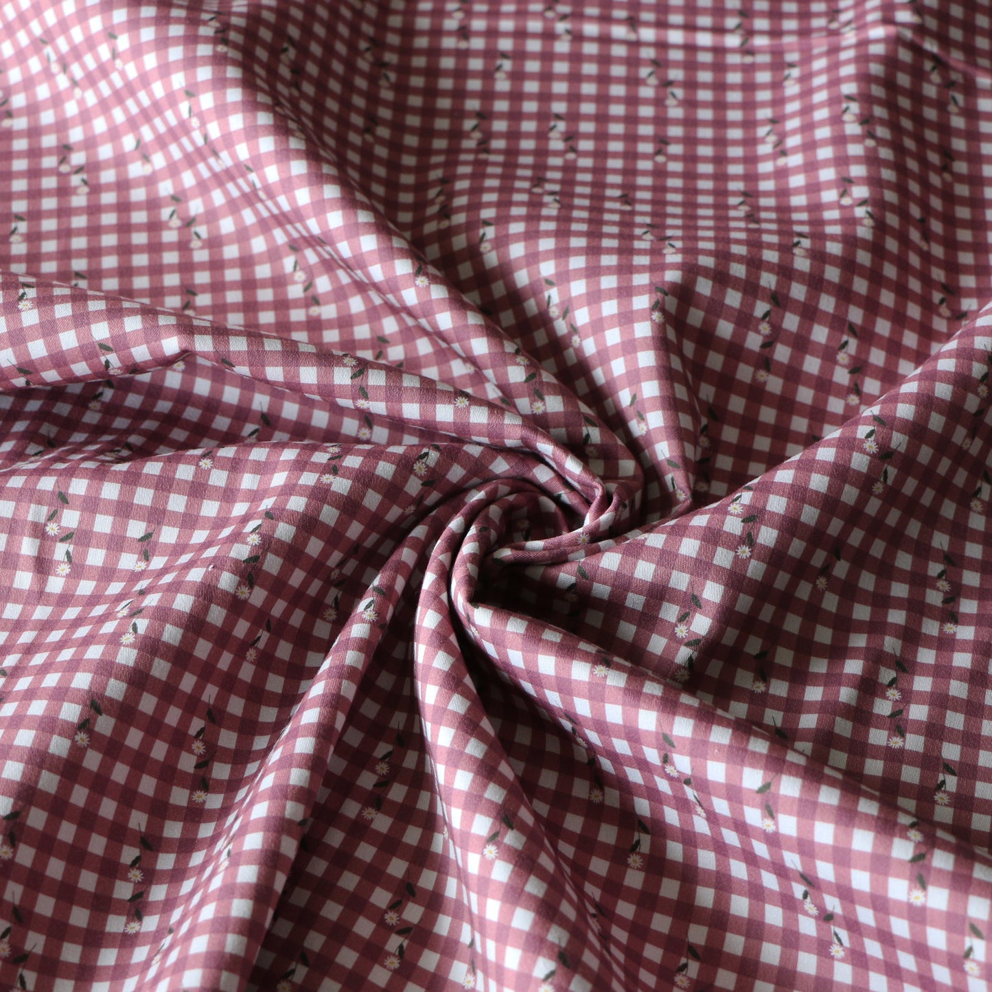 Woven Cotton Checkered Daisy 'Rose, Dark Rose & Creme'