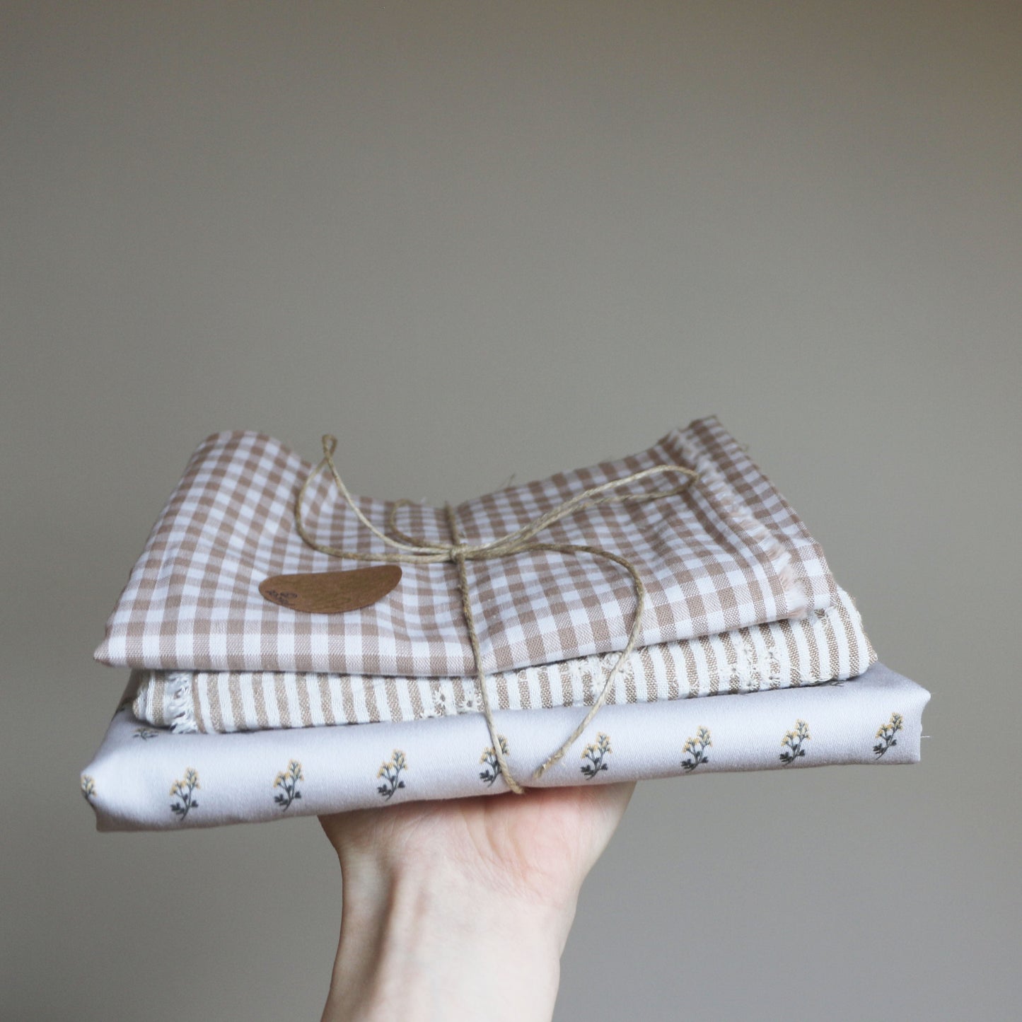 Paket 3 bomull 'creme & beige' Total längd: 0,95m