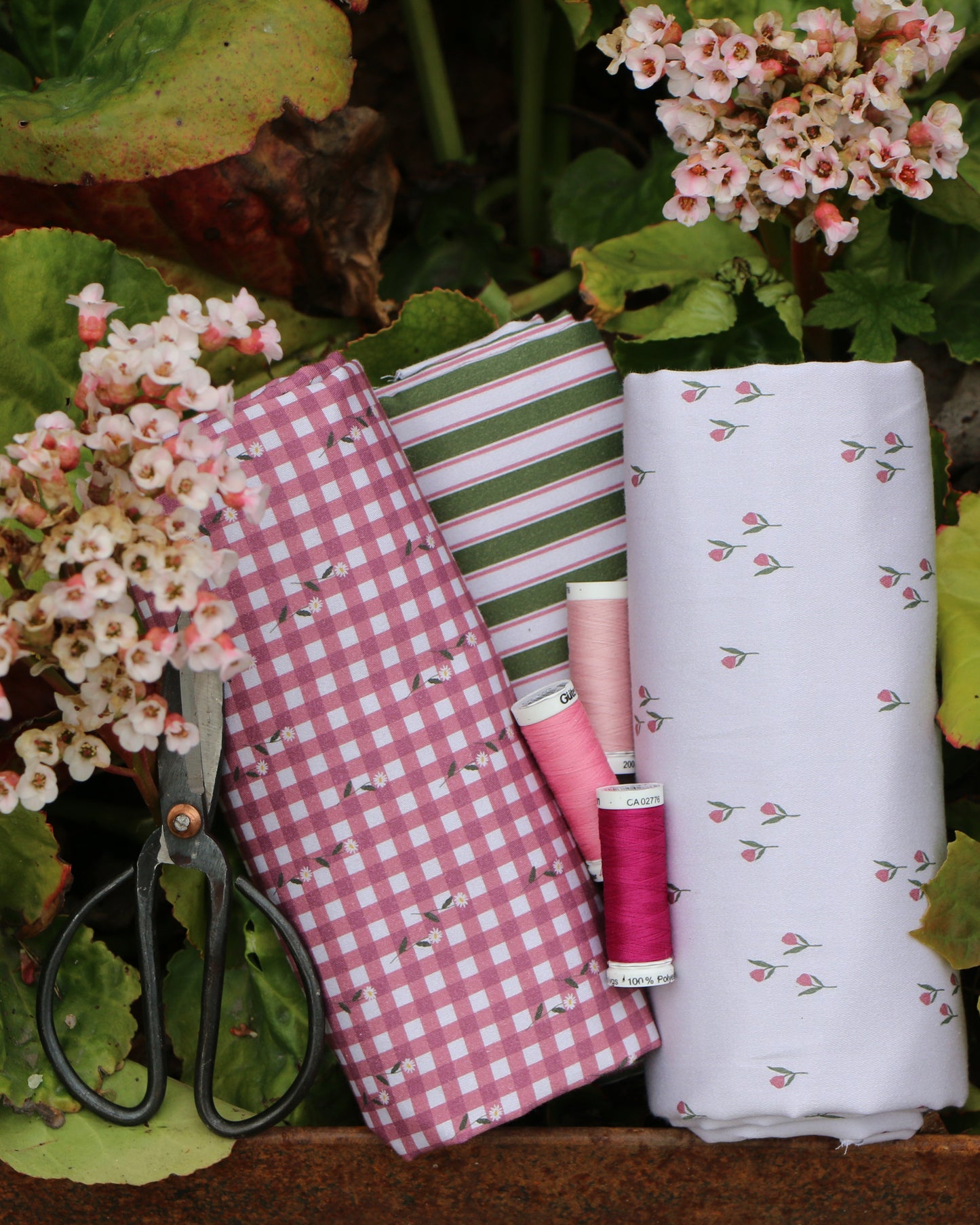 Vävd Blomma Pink 'Creme'