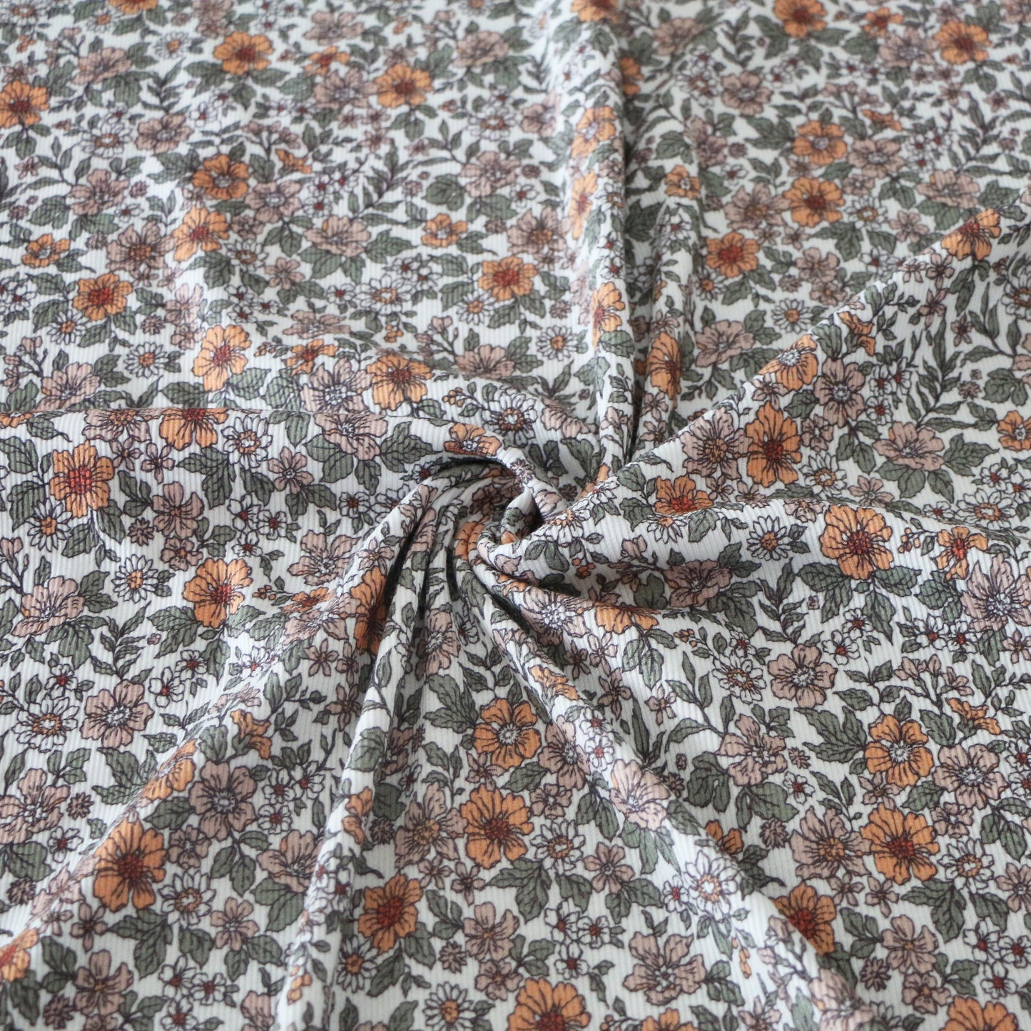 Ribbed Knit Retromix 'Creme'