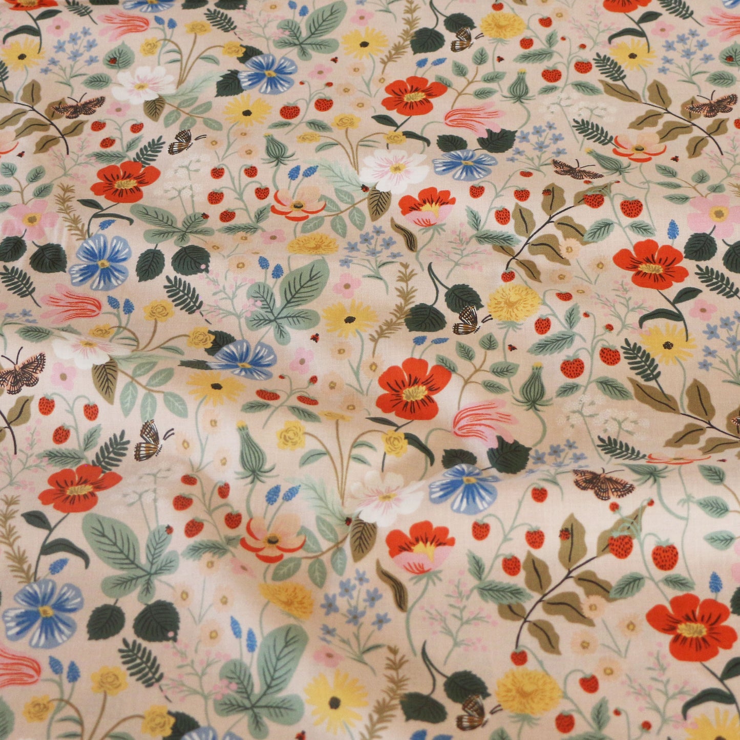 Woven Fabric Wild Strawberry Spot 'Beige'