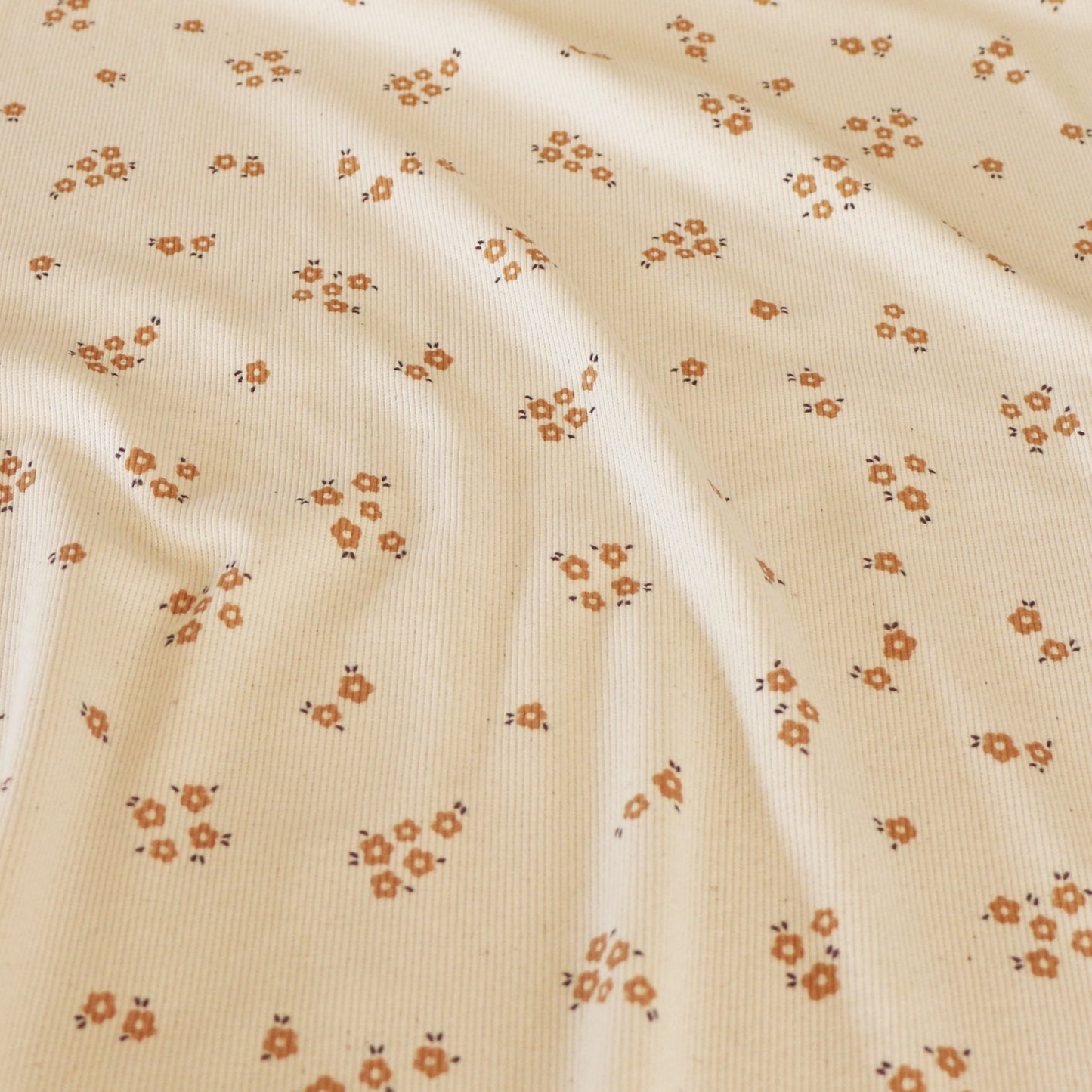 Ribbed Knit Flowers Yellow 'Creme'