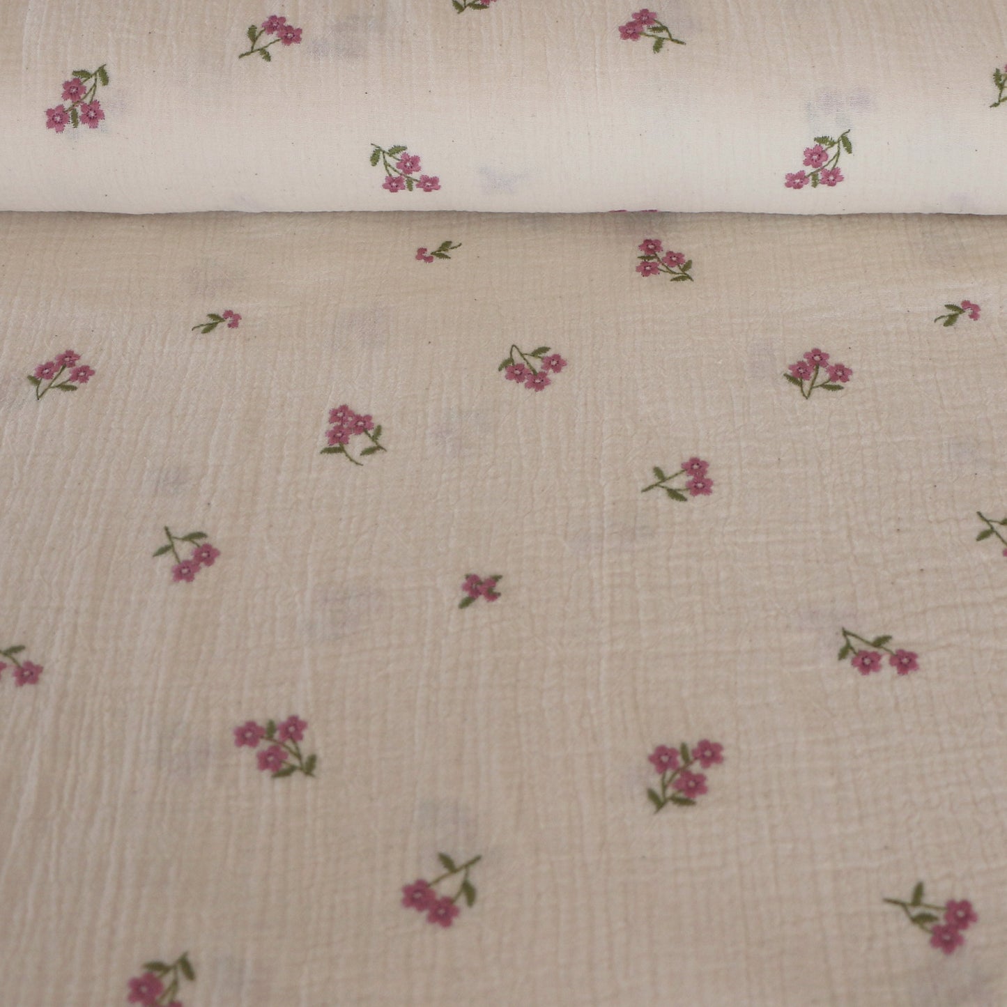 Double Gauze Embroidered Flower Rose 'Creme'