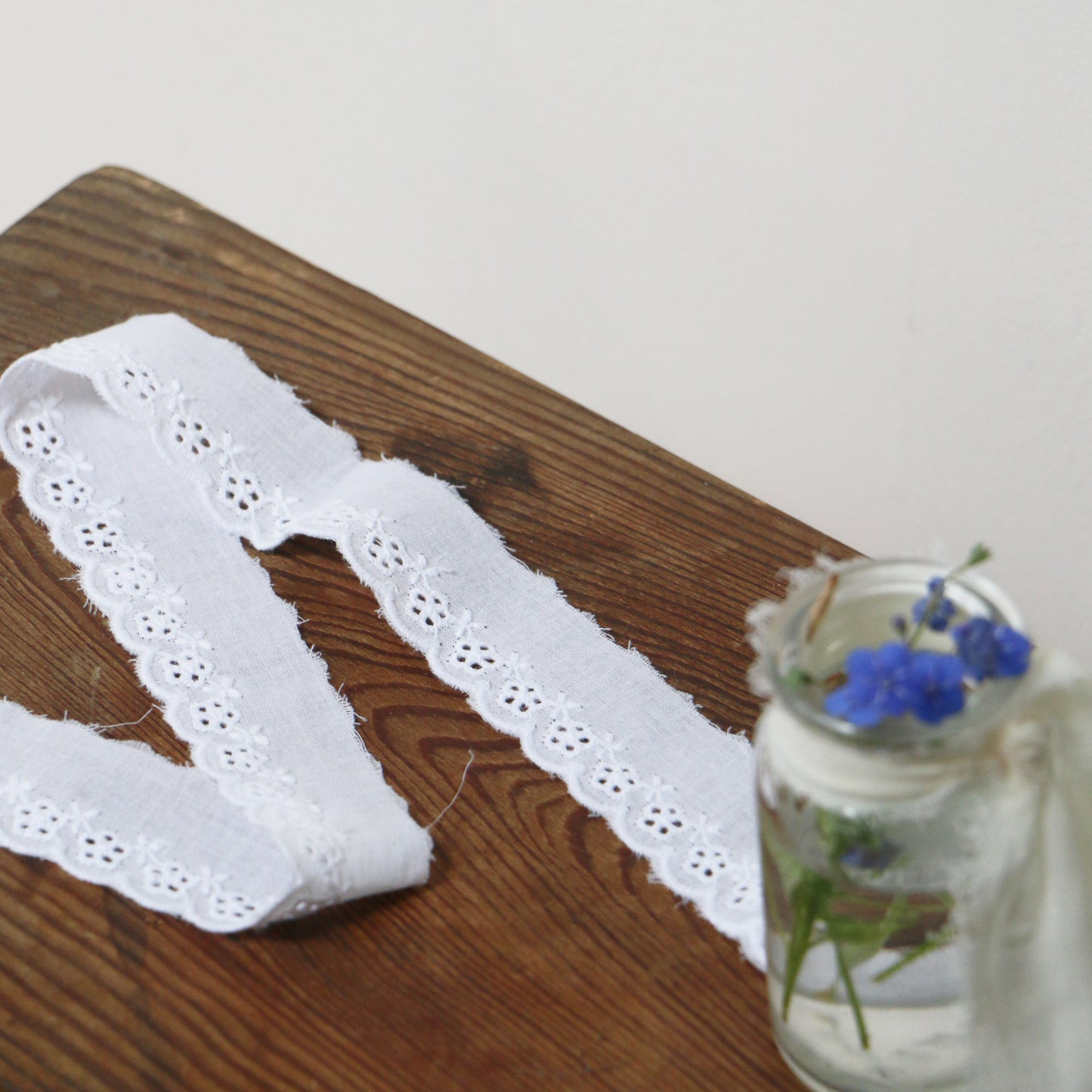 Embroidered Eyelet Lace – White with Floral Pattern small