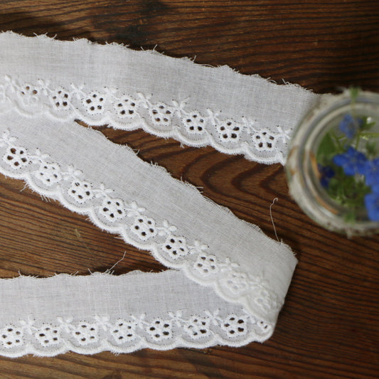 Embroidered Eyelet Lace – White with Floral Pattern small