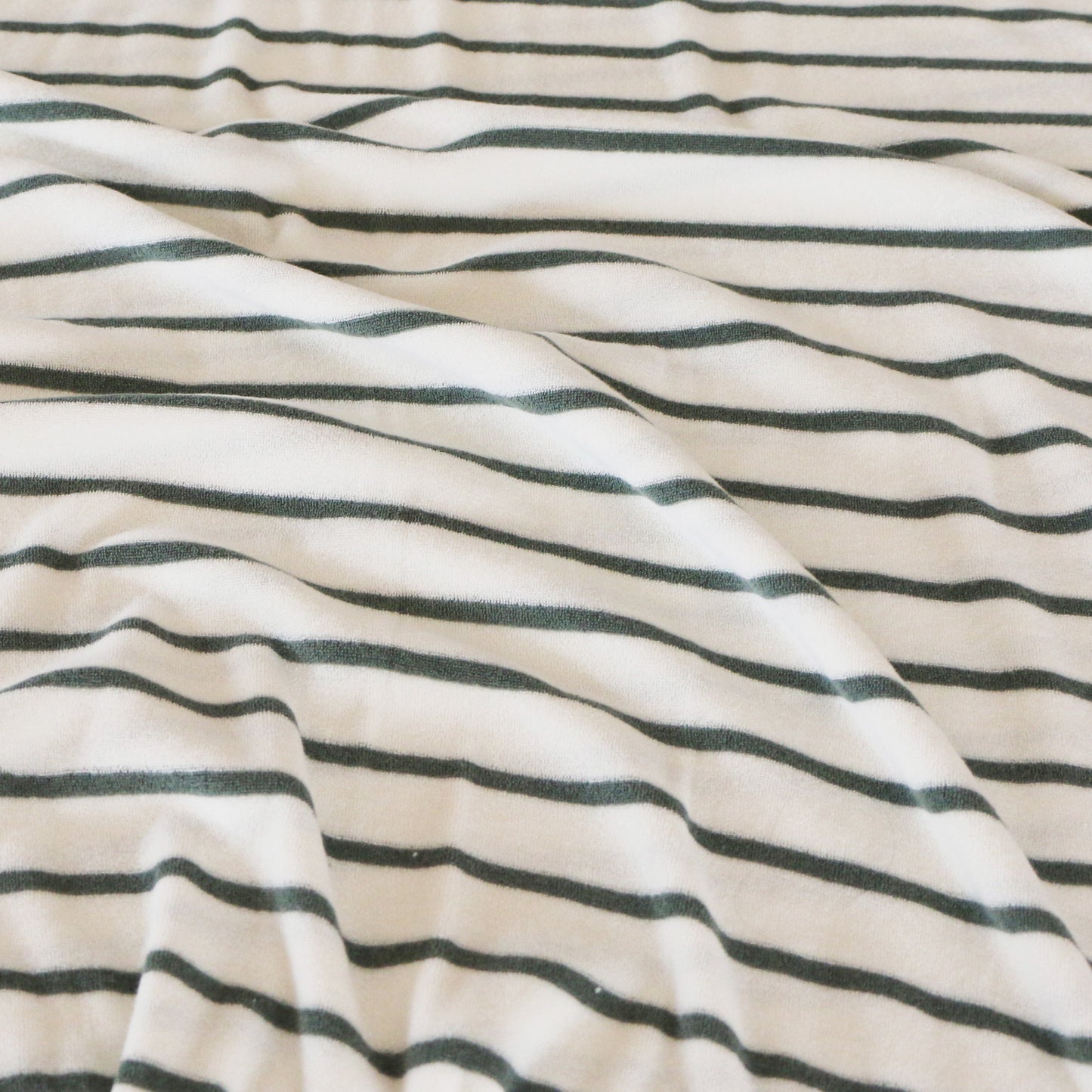 Stretchfrottee Streifen 'Green & Creme'