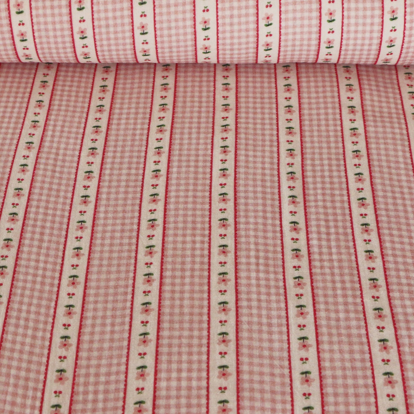 Muslin Cottage 'Rosa'